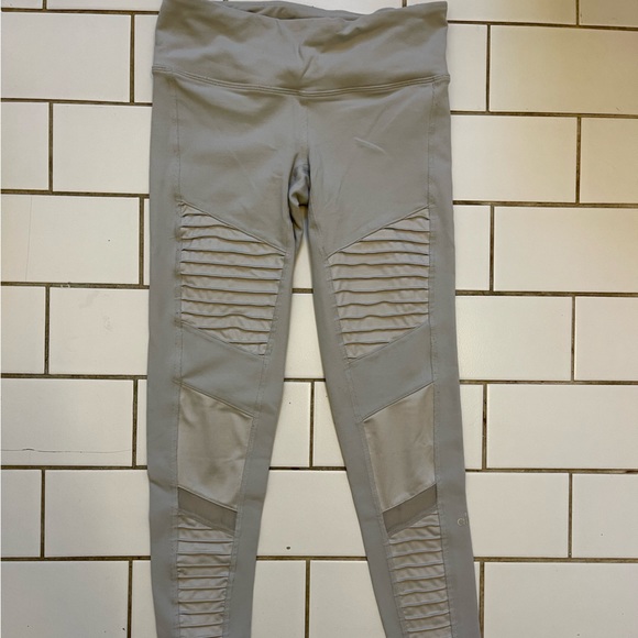 Alo Moto Leggings Light Grey (XS) - Picture 3 of 6